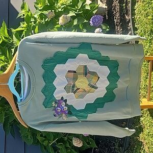 Hand Embroidered Quilt Square Sweatshirt